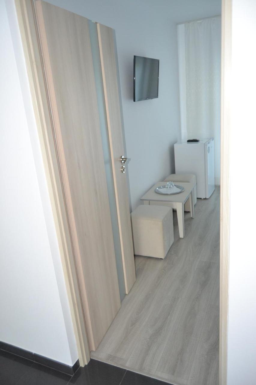 Vila Marius Două Mai Extérieur photo
