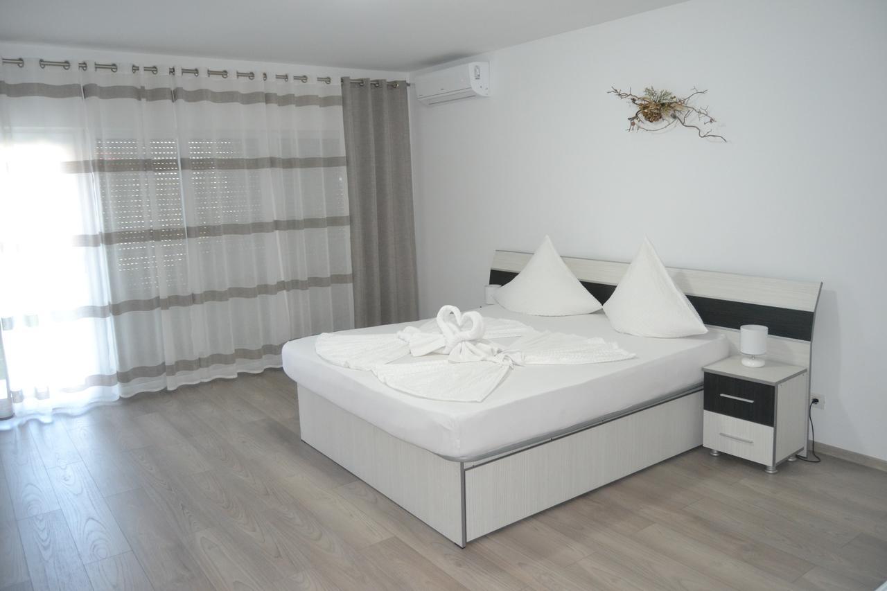 Vila Marius Două Mai Extérieur photo
