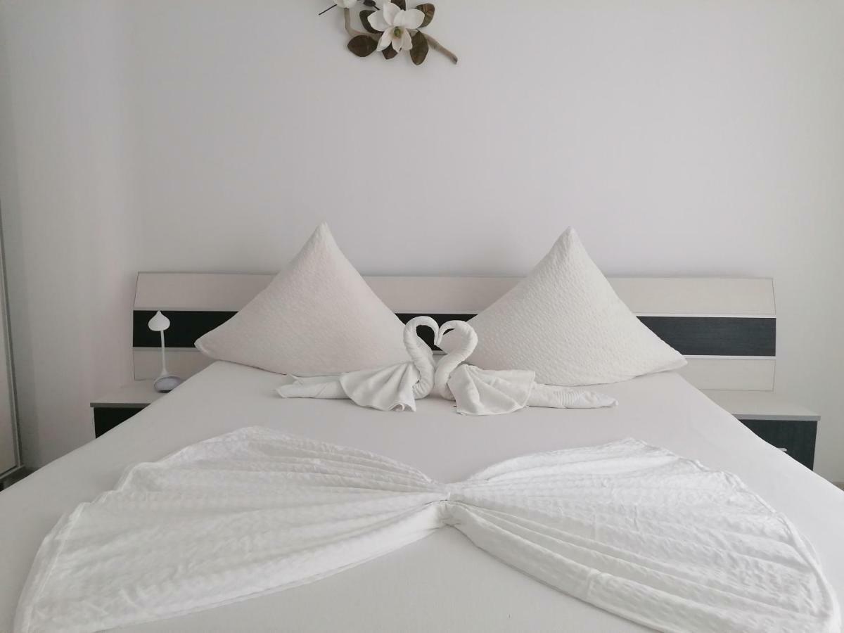 Vila Marius Două Mai Extérieur photo