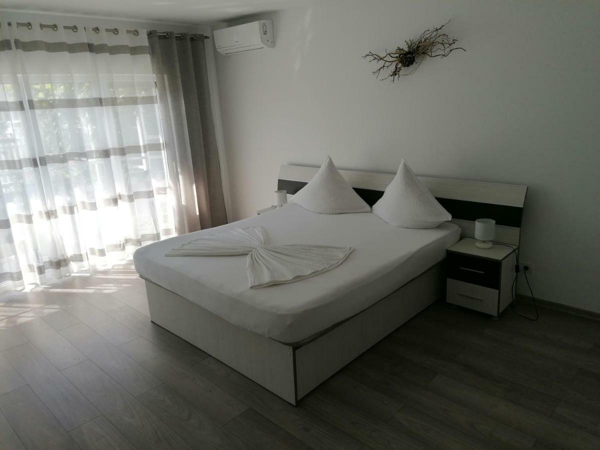 Vila Marius Două Mai Extérieur photo
